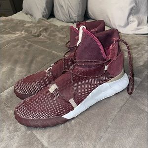 Adidas tubular size 11 maroon and beige.